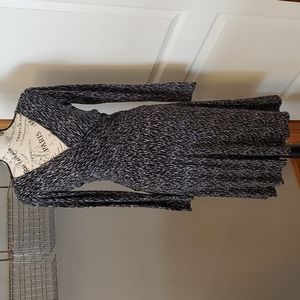 NY&Co Black & White Long Sleeved V-Neck Faux Wrap Dress, XS